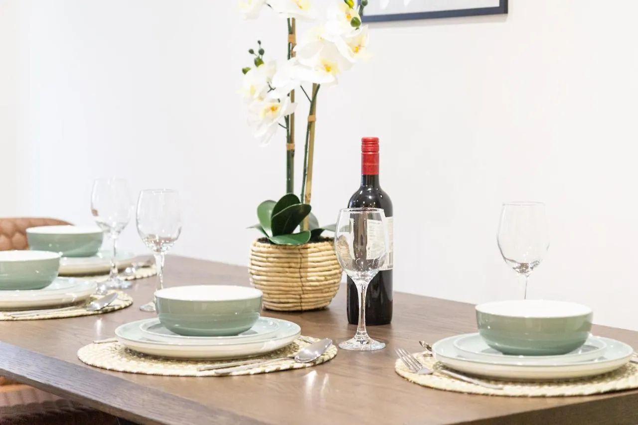 브라이턴 The Regent Luxury Pad 아파트